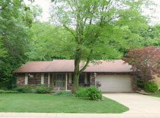 2308 Blue Smoke Trl, Mishawaka, IN 46544