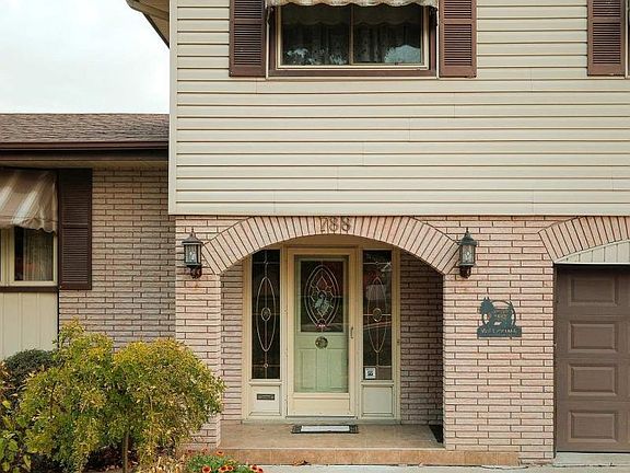 2nd image of 788 Cumberland Ave #5