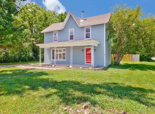 205 College St, Halstead, KS 67056