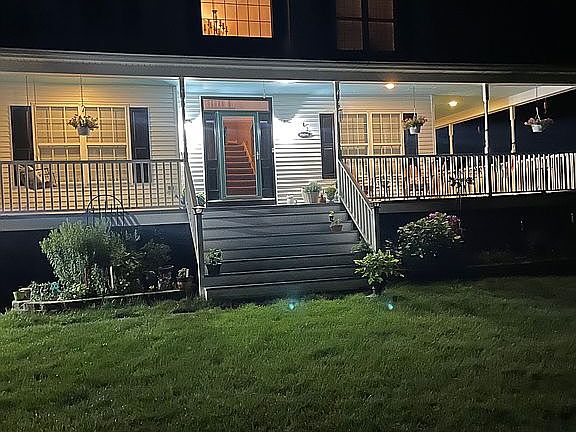 2nd image of 25570 W North Ave