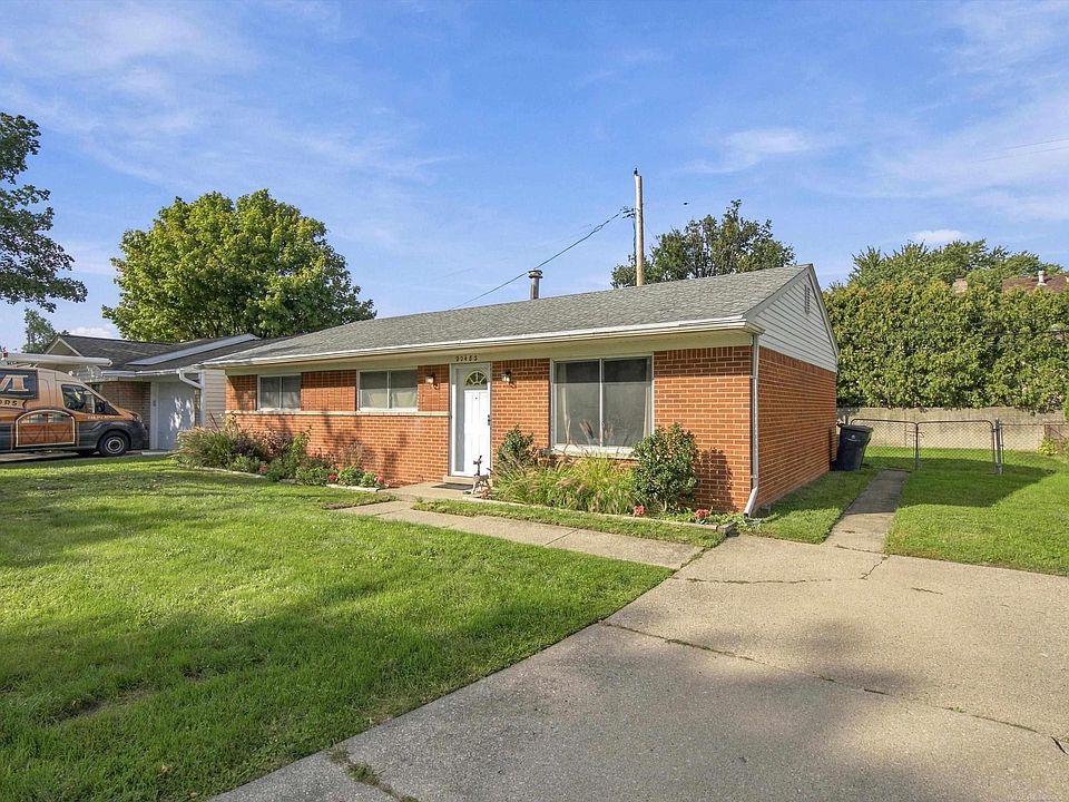 22483 Sunnydale St, photo 3