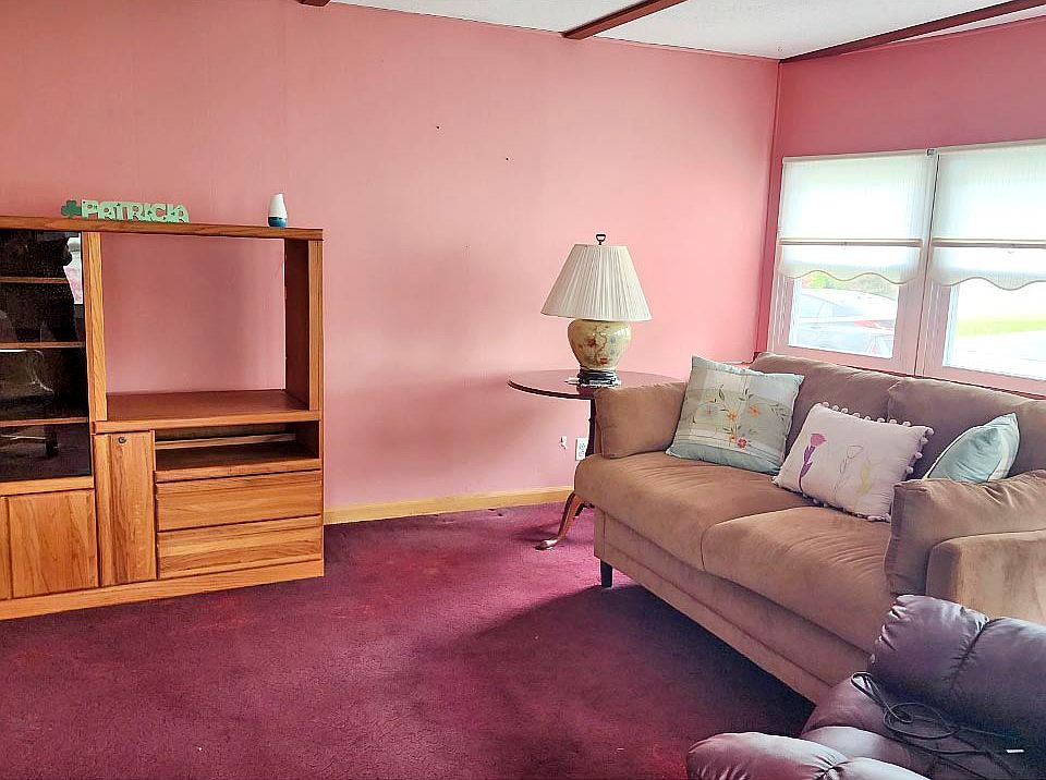 703 Fresh Pond Ave Calverton, NY, 11933 Apartments for Rent Zillow