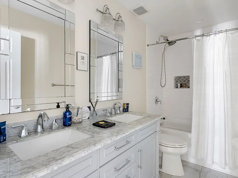 1121 Island View Dr — Photo 29