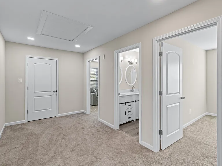 2nd floor Hallway