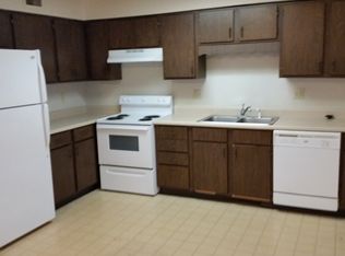 200 Sunrise Dr, Belleville, IL 62220