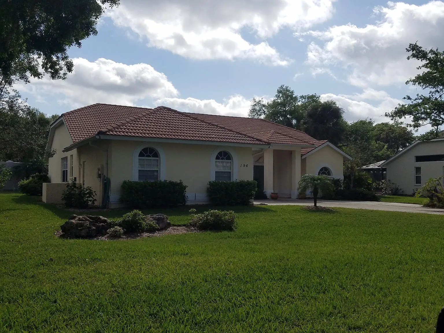 3 bed, 2319 sqft, $3,500 — Photo 1