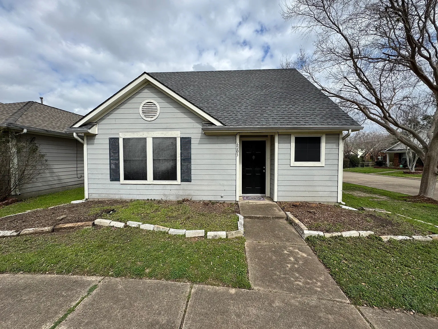 3 bed, 2.5 bath, 1247 sqft, $1,750 — Photo 1