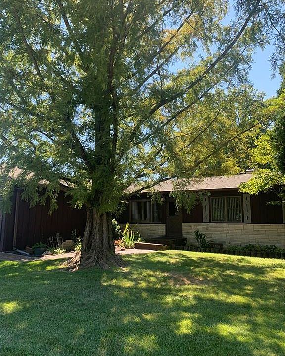 1st image of 4438 Bridgefield Dr E