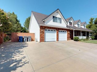 1849 N Red Mountain Dr, Santa Clara, UT 84765