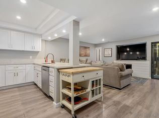 4014 Layang Layang Cir APT G, Carlsbad, CA 92008