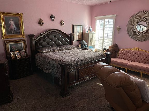 5th image of 6300 La Posta Dr