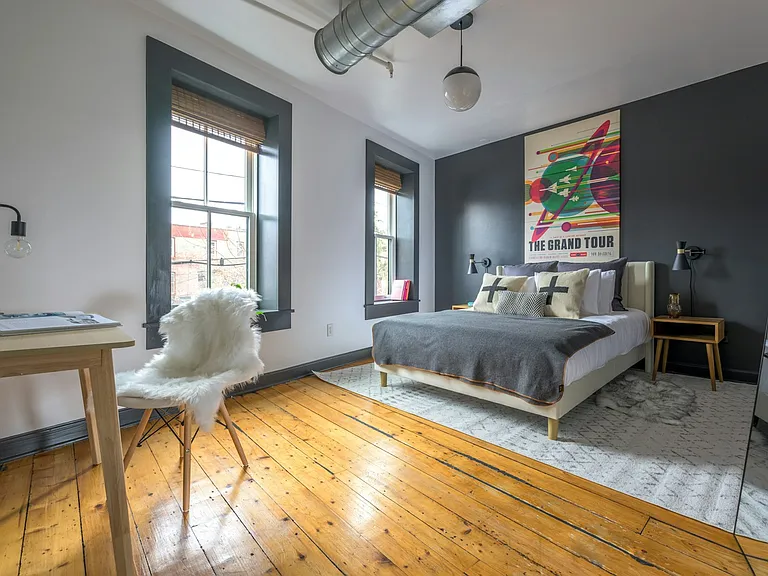 172 River St #302 — Photo 4