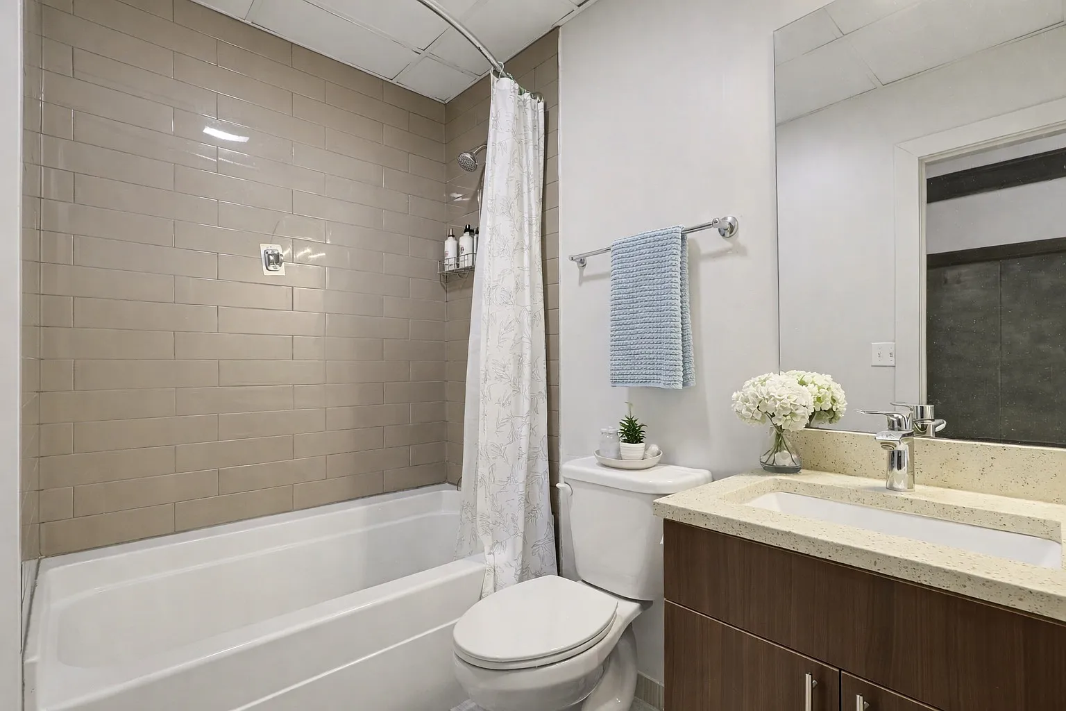 Leavenworth's Ben Day Lofts - 12 — Photo 2