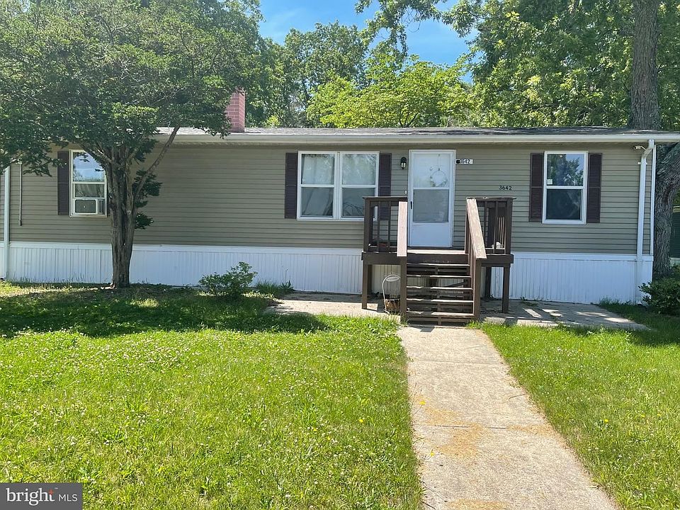 1st image of 3642 Weymouth Dr