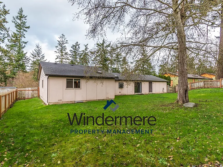 2268 Hastie Lake Rd — Photo 28