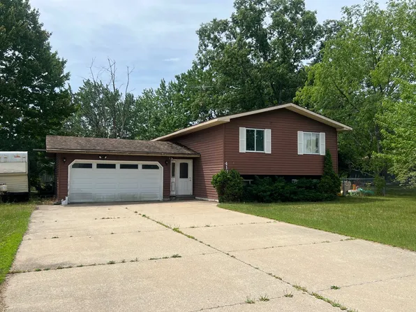 413 Norway St, Kalkaska, MI 49646