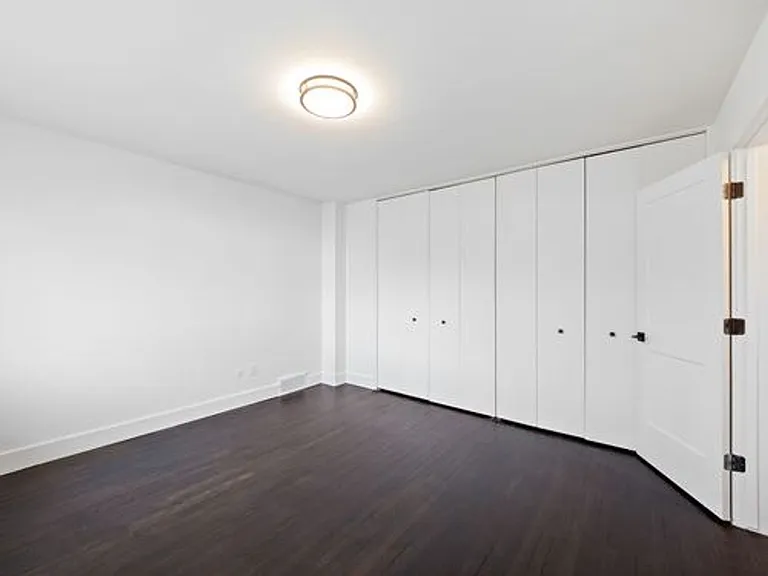 314 Oakland Ave — Photo 10