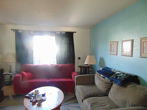 3rd image of 46 Morris Dr