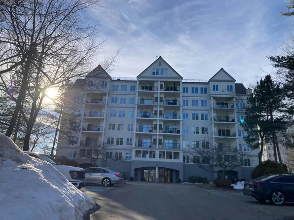 10 Mountain Laurels Dr APT 502, Nashua, NH 03062