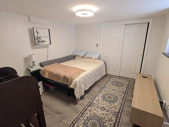 3rd image of 110 Lanark Rd APT 15