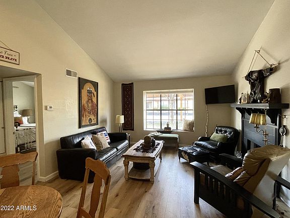 5th image of 5704 E Aire Libre Ave Unit 1024