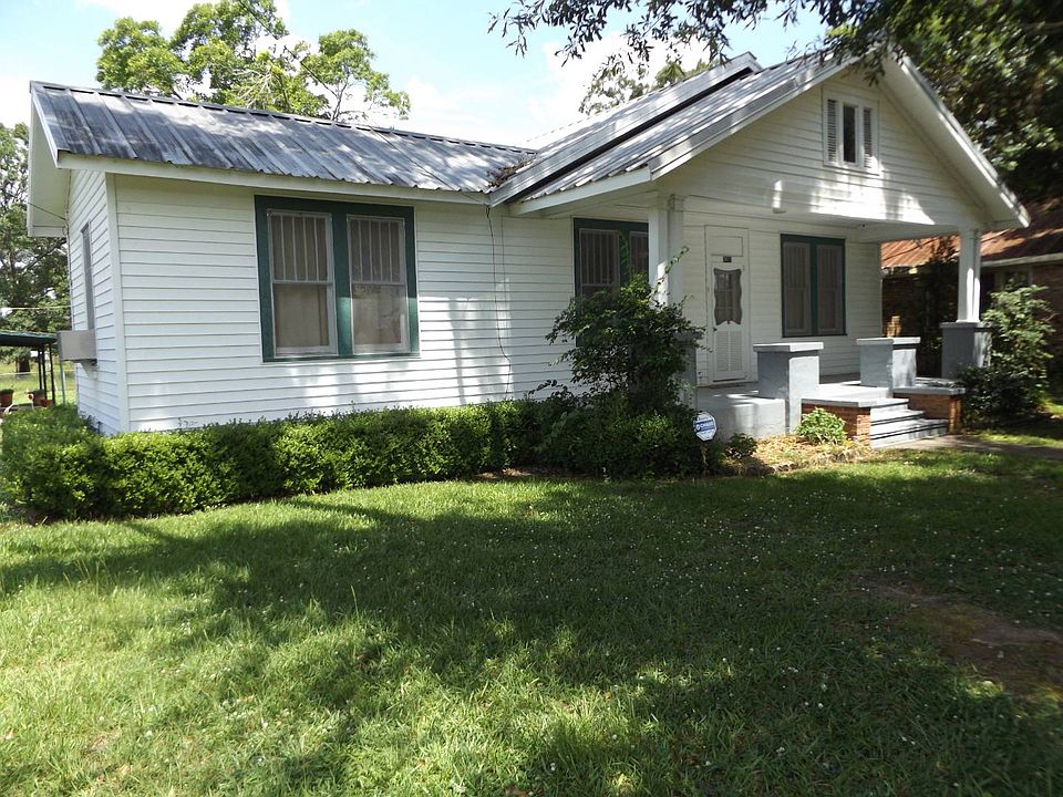 1st image of 2411 Regard St