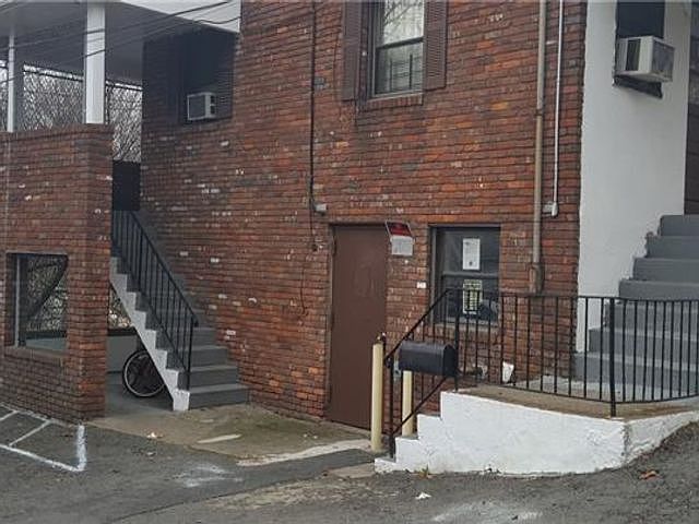 1st image of 50 Wayne Ave APT 8
