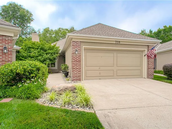 708 Bristol Ct, Liberty, MO 64068