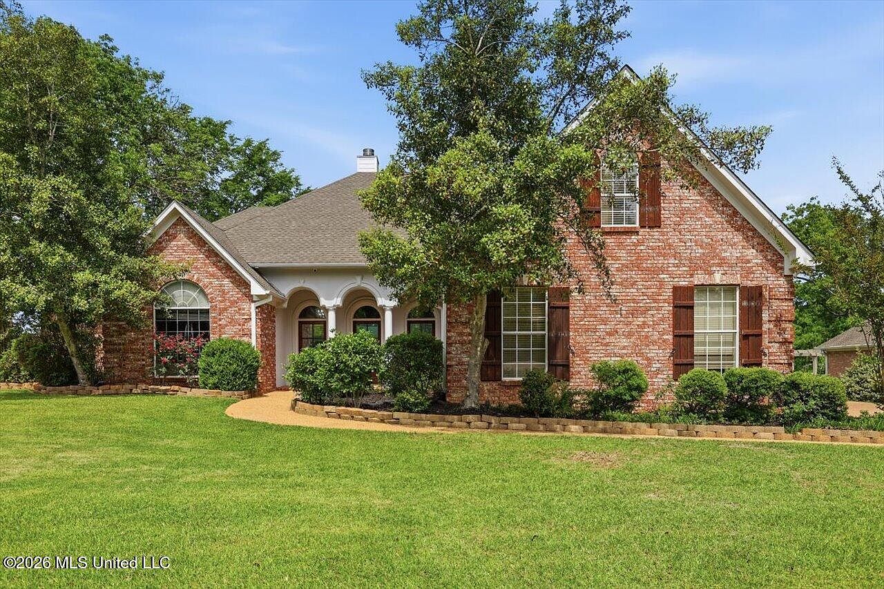 95 Woodlands Green Dr