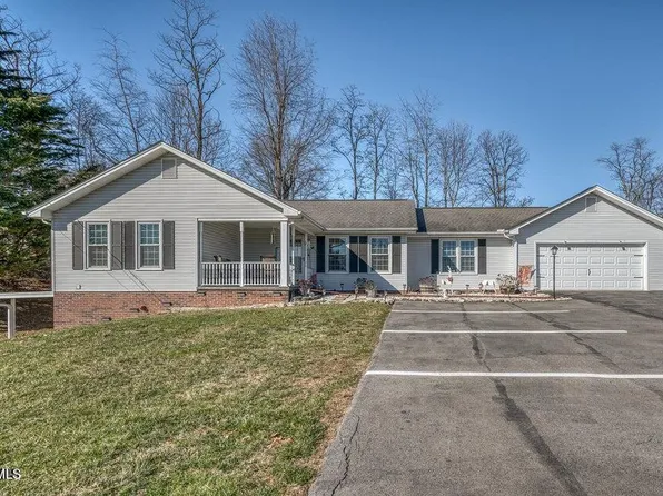 15451 Woodstone Cir, Bristol, VA 24202