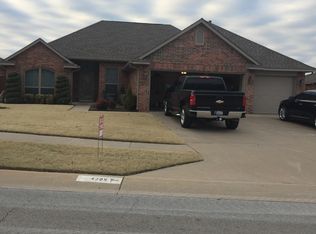 4205 Mackenzie Dr, Moore, OK 73160