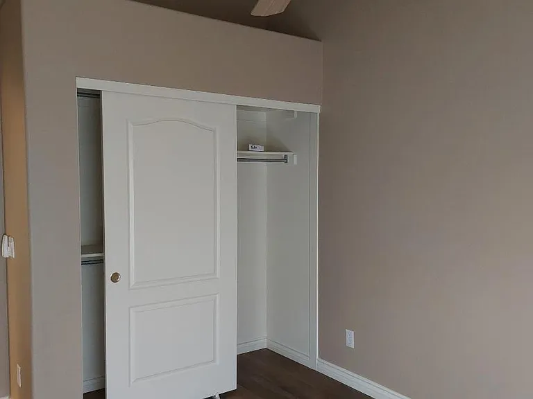 9657 W Potter Dr — Photo 11