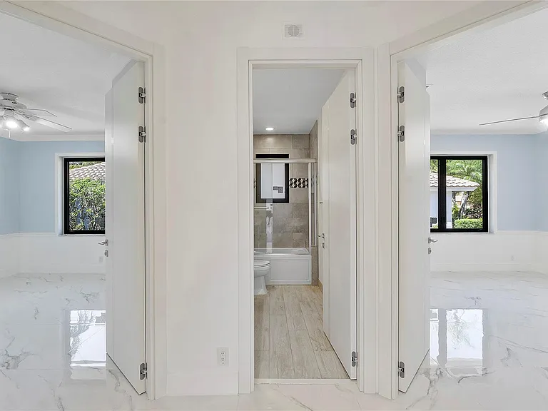 410 Sabal Way — Photo 26