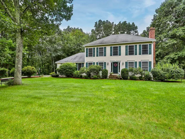 19 Sheas Drive, Auburn, NH 03032