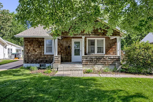4806 Charles St Photo 1