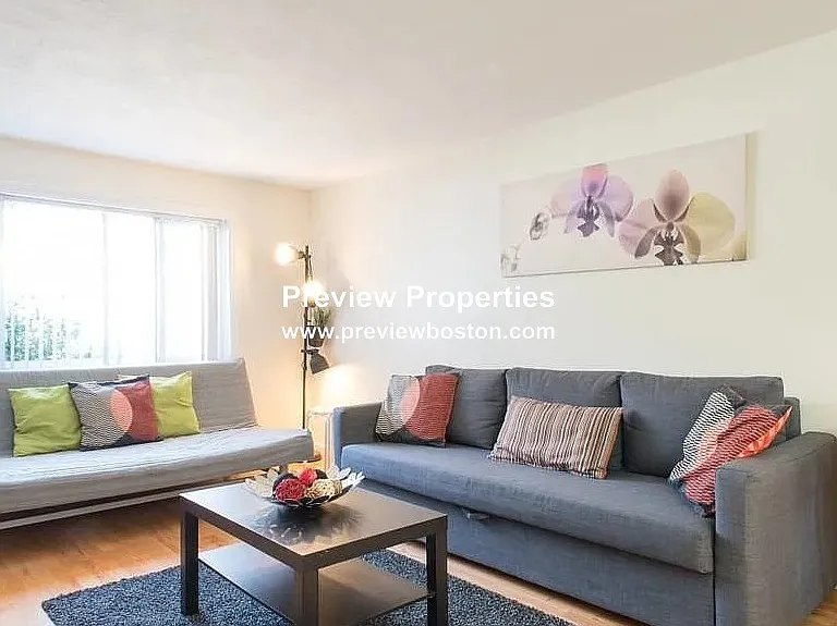 17 Oxford Cir #P — Photo 6