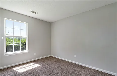 1180 Acorn Dr — Photo 12