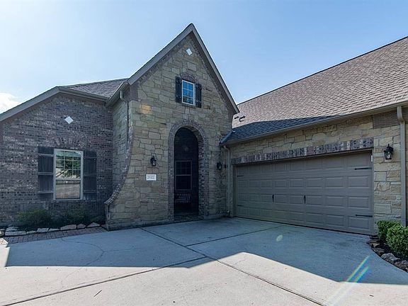 3rd image of 25322 Hamden Valley Dr