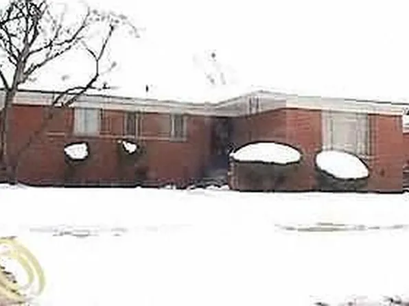 14041 Cloverdale Ave, Oak Park, MI 48237