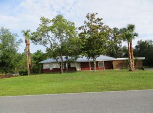 10669 W Halls River Rd, Homosassa, FL 34448