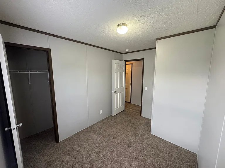 Oak Tree Village — Photo 18