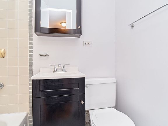 5th image of 531 E 81st St APT 2C