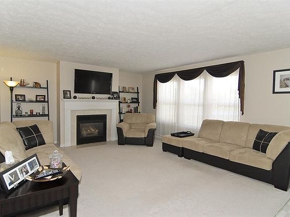 4th image of 1543 Royal Lake Cir