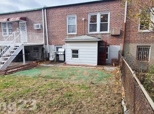 31-73 46th St #2, Astoria, NY 11103