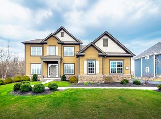 7297 New Albany Links Dr, New Albany, OH 43054