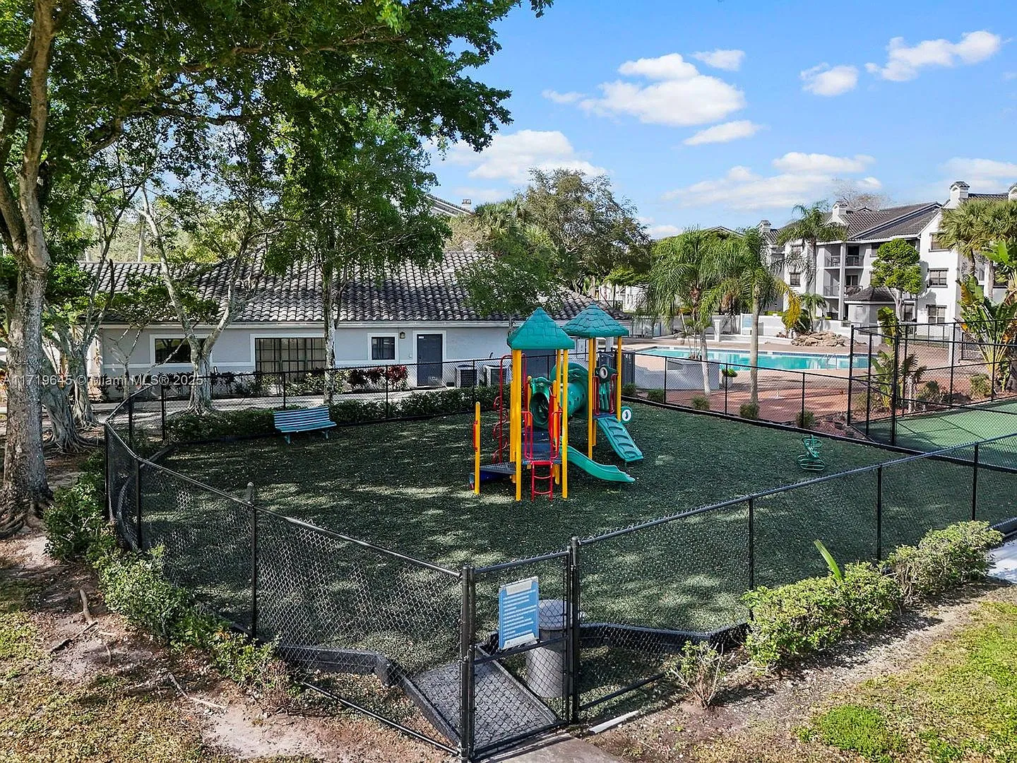 Move-in ready | 2 Bed / 2 Bath | Atlantic Springs Coral Springs — Photo 3
