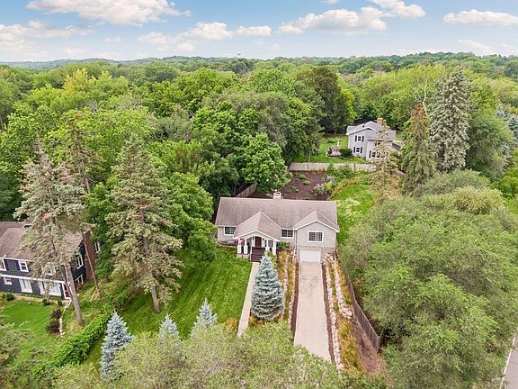 5th image of 5112 Willow Ln