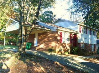 1006 Echo Glen Rd, Charlotte, NC 28213