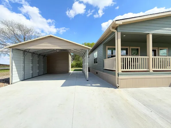 7368 NE Berwick Dr #1, Ankeny, IA 50021