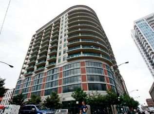 340 W Superior St APT 707, Chicago, IL